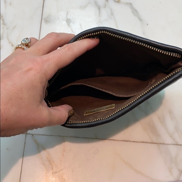 Onna Elrich black tassel clutch - Picture 5 of 7